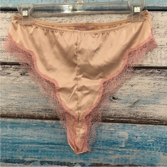Victoria’s Secret Dream Angels Brazilian Panty Satin Lace Luxe High Waist M/M - Picture 2 of 6